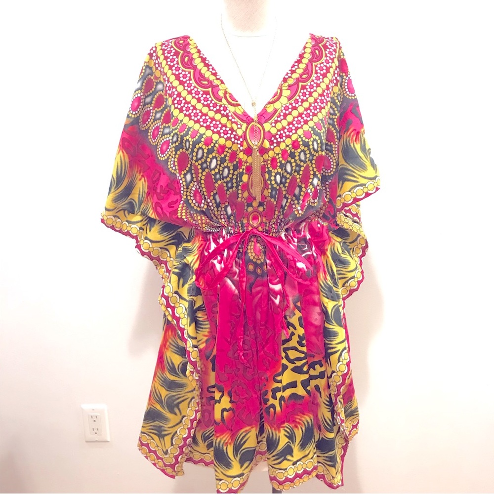 Laddi multicolor jewel, floral and animal print motifs wrap up tunic. One size.